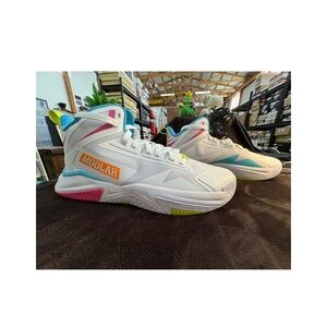 Moolah Sports Sneakers for Women size 14
